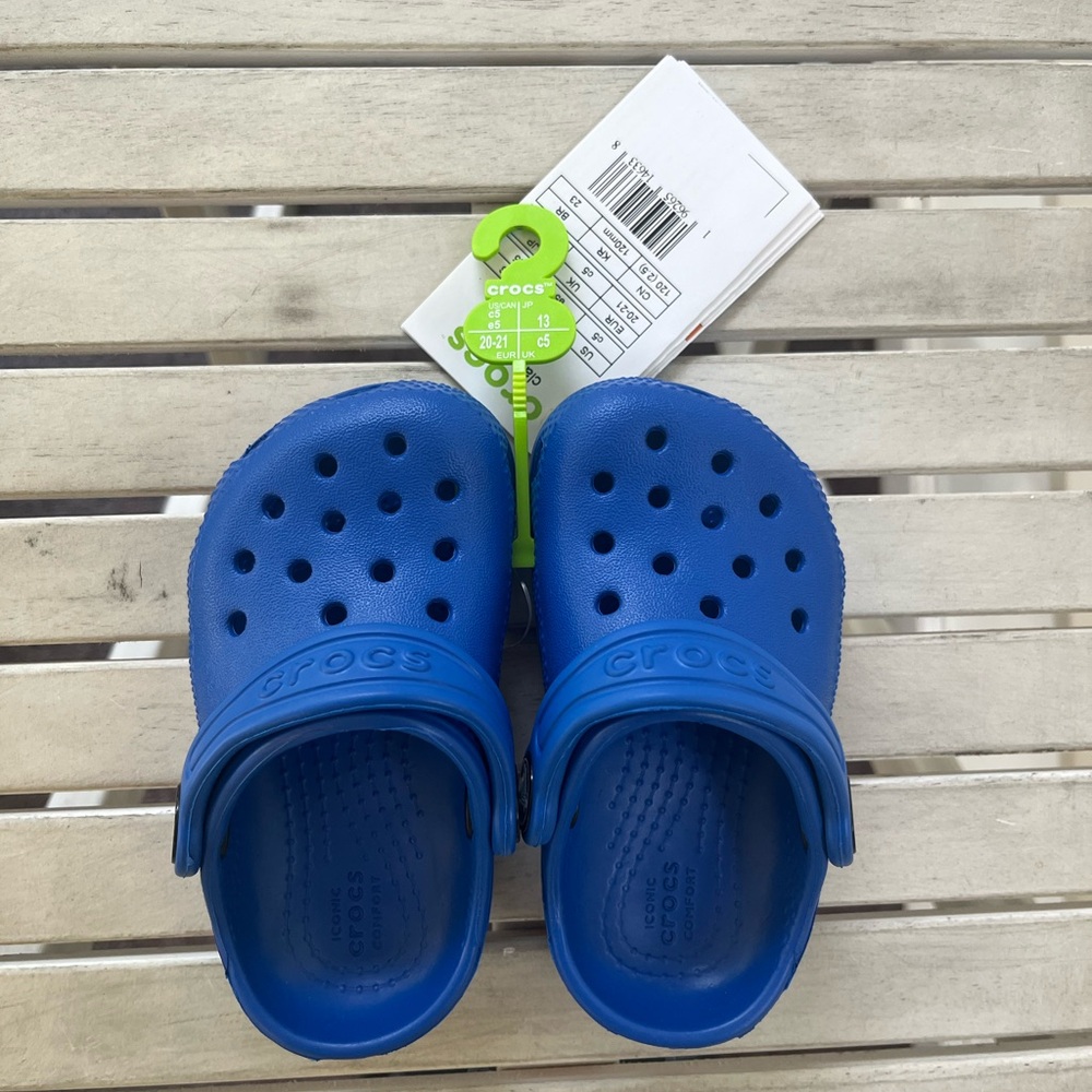 Crocs Kids Classic Clog in Royal Blue